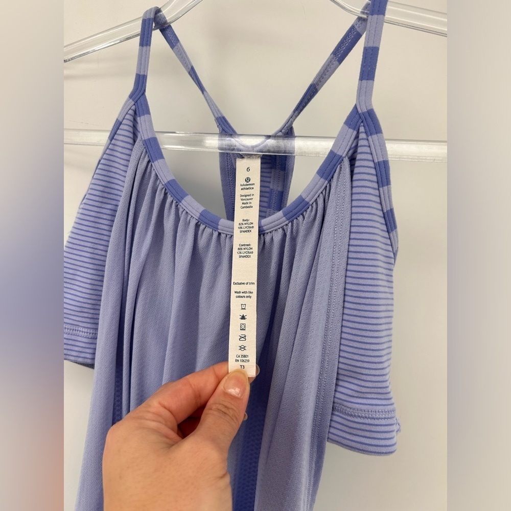 Lululemon No Limits Tank Top Size 6 Bra Support Light Blue Racerback Logo - Picture 3 of 5